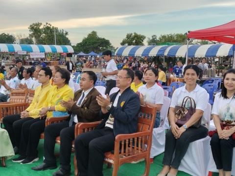 ฝ่ายบริหารโรงเรียนห้วยผึ้งพิทยา ร่วมงาน 61 ปีสืบสานตำนานหมากตูมก