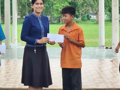 รับมอบกองทุน5 ธันวา มหาราช